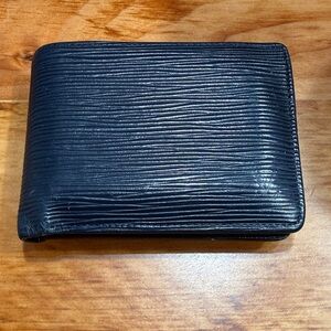 Louis Vuitton Textured Black Card Holder